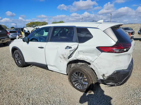 5N1AT3AA7MC696523 2021 NISSAN ROGUE - Image 2