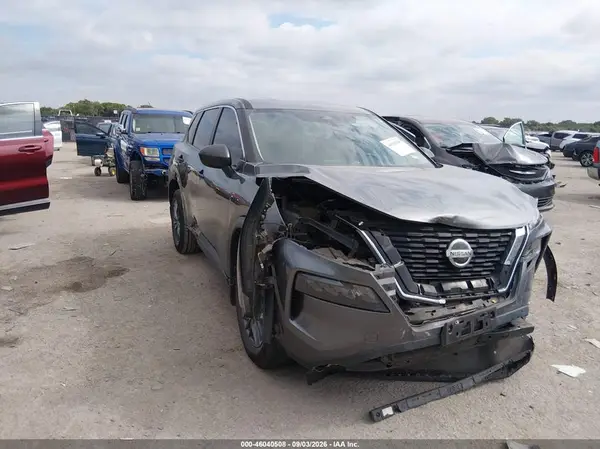 5N1AT3AA8MC677074 2021 NISSAN ROGUE - Image 1