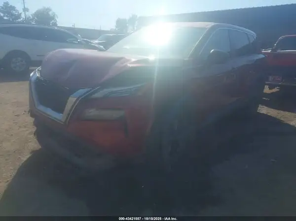 5N1AT3AA8MC820654 2021 NISSAN ROGUE - Image 2
