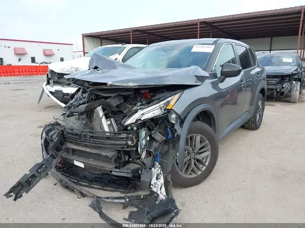 5N1AT3AA8MC838023 2021 NISSAN ROGUE - Image 2