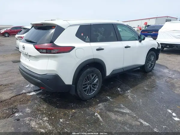 5N1AT3AA8MC841858 2021 NISSAN ROGUE - Image 2