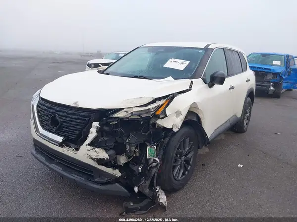 5N1AT3AA9MC750047 2021 NISSAN ROGUE - Image 2