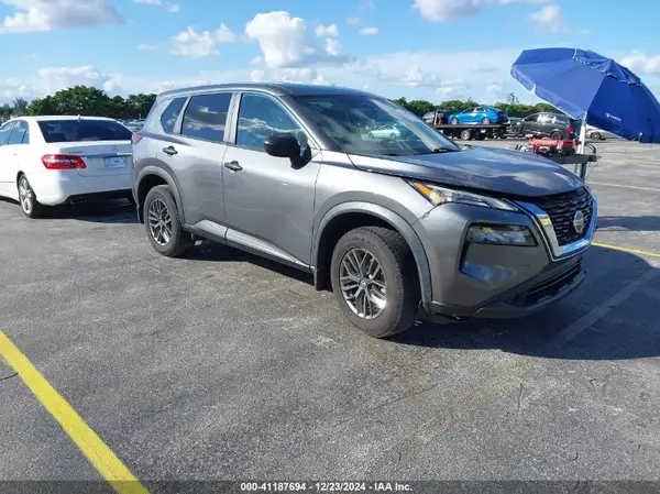5N1AT3AA9MC795814 2021 NISSAN ROGUE - Image 1