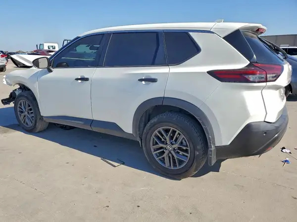 5N1AT3AA9MC813468 2021 NISSAN ROGUE - Image 2