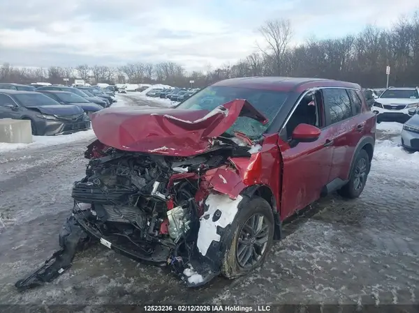 5N1AT3AA9NC675674 2022 NISSAN ROGUE - Image 2