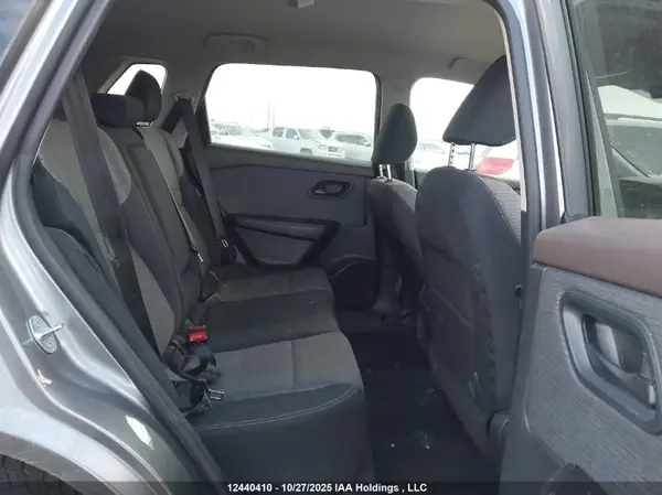 5N1AT3AB0NC670369 2022 NISSAN ROGUE - Image 8