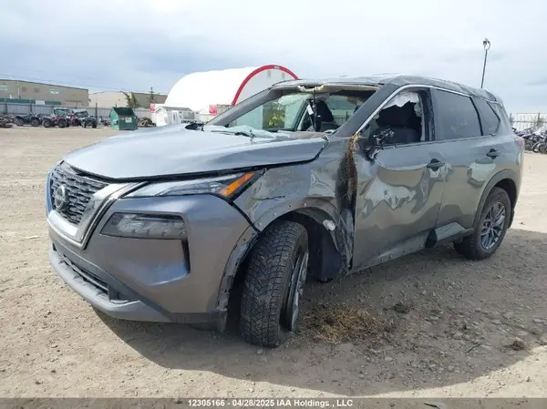 5N1AT3AB0NC683168 2022 NISSAN ROGUE - Image 2