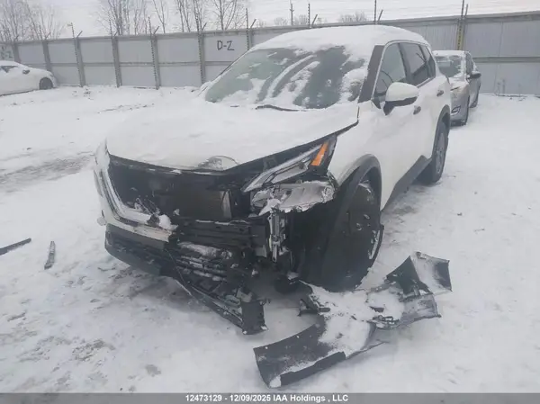 5N1AT3AB1MC743750 2021 NISSAN ROGUE - Image 2