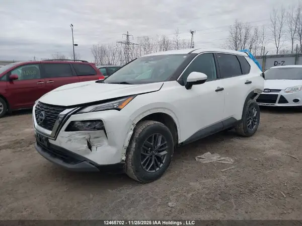 5N1AT3AB1NC679307 2022 NISSAN ROGUE - Image 2