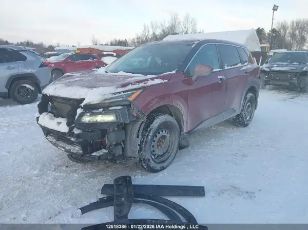 5N1AT3AB1NC724214 2022 NISSAN ROGUE - Image 2