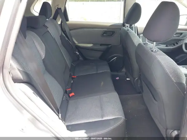 5N1AT3AB2MC688421 2021 NISSAN ROGUE - Image 8