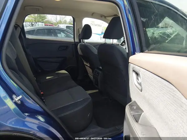 5N1AT3AB2MC690900 2021 NISSAN ROGUE - Image 8