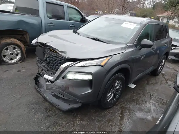 5N1AT3AB2MC732532 2021 NISSAN ROGUE - Image 2