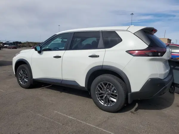 5N1AT3AB2MC847339 2021 NISSAN ROGUE - Image 2