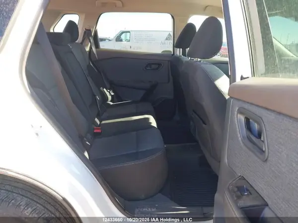 5N1AT3AB2NC671359 2022 NISSAN ROGUE - Image 8