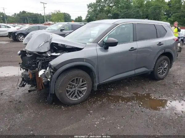 5N1AT3AB3MC688279 2021 NISSAN ROGUE - Image 2