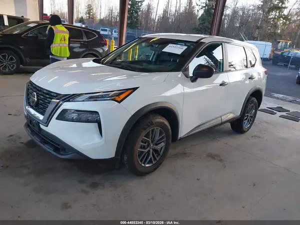 5N1AT3AB3MC750344 2021 NISSAN ROGUE - Image 2