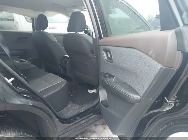 5N1AT3AB3MC757357 2021 NISSAN ROGUE - Image 8