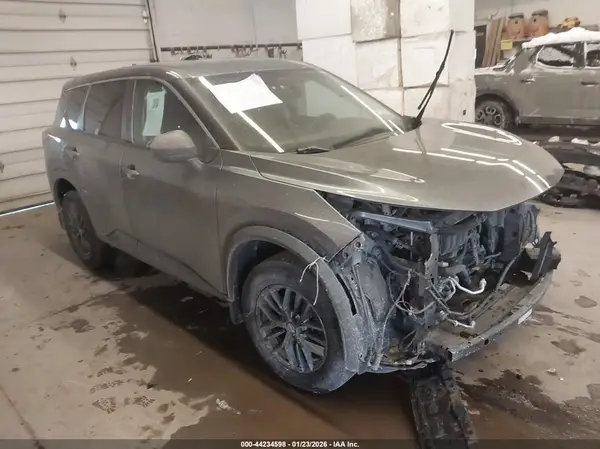 5N1AT3AB4MC687187 2021 NISSAN ROGUE - Image 1
