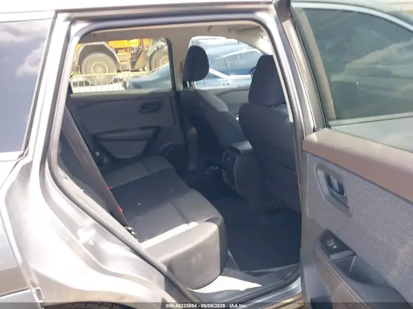 5N1AT3AB4MC753673 2021 NISSAN ROGUE - Image 8
