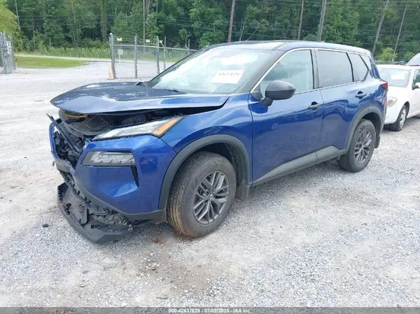 5N1AT3AB4MC811779 2021 NISSAN ROGUE - Image 2