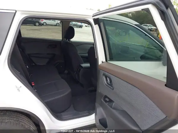 5N1AT3AB4PC870545 2023 NISSAN ROGUE - Image 8