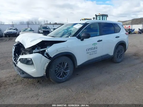 5N1AT3AB5MC737823 2021 NISSAN ROGUE - Image 2