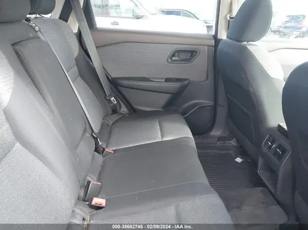 5N1AT3AB5MC737823 2021 NISSAN ROGUE - Image 8
