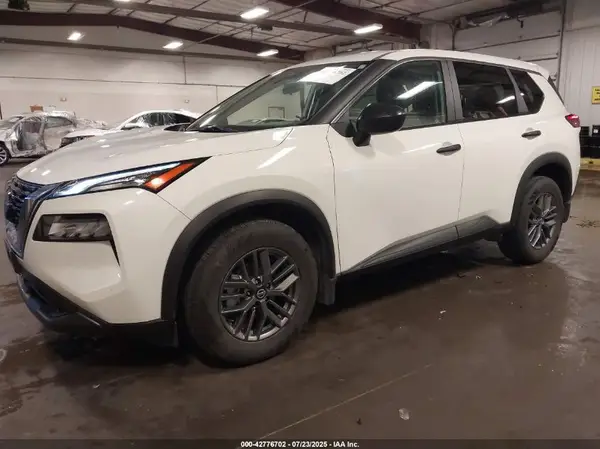 5N1AT3AB5MC755609 2021 NISSAN ROGUE - Image 2