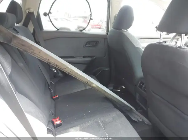 5N1AT3AB5MC760423 2021 NISSAN ROGUE - Image 8