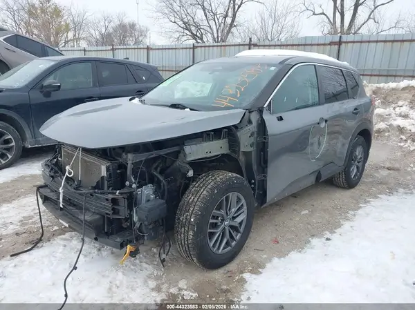 5N1AT3AB5MC836125 2021 NISSAN ROGUE - Image 2