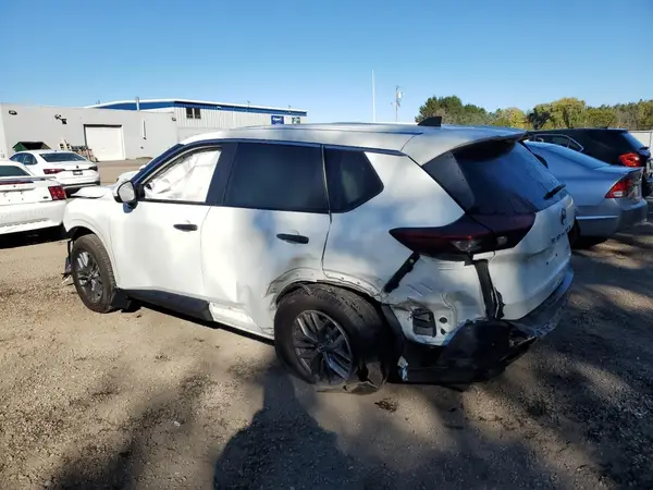 5N1AT3AB5NC679438 2022 NISSAN ROGUE - Image 2