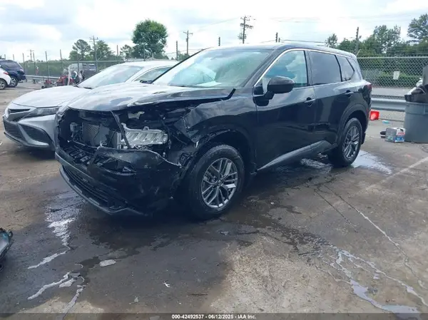5N1AT3AB6MC813632 2021 NISSAN ROGUE - Image 2