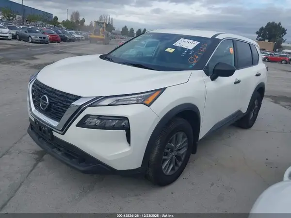 5N1AT3AB6MC836702 2021 NISSAN ROGUE - Image 2
