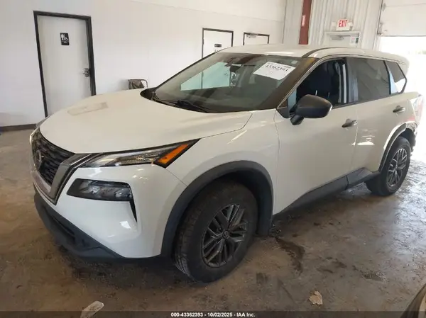 5N1AT3AB7MC706167 2021 NISSAN ROGUE - Image 2