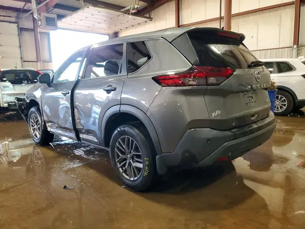 5N1AT3AB7MC820377 2021 NISSAN ROGUE - Image 2