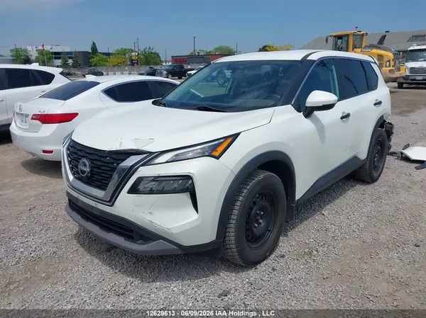 5N1AT3AB7NC676931 2022 NISSAN ROGUE - Image 2
