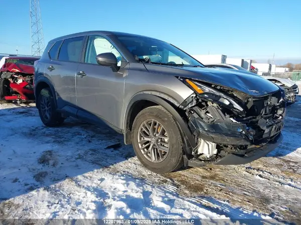5N1AT3AB8MC676466 2021 NISSAN ROGUE - Image 1