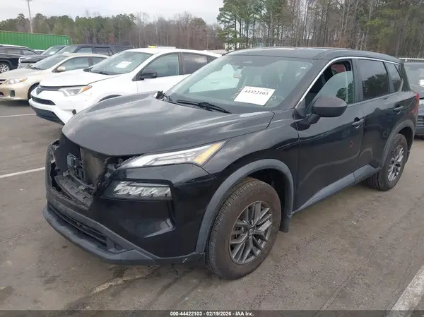 5N1AT3AB8MC696748 2021 NISSAN ROGUE - Image 2