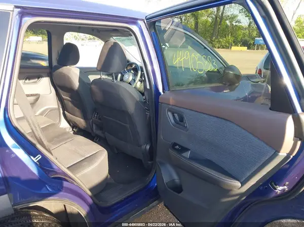 5N1AT3AB8MC709529 2021 NISSAN ROGUE - Image 8