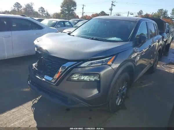 5N1AT3AB8MC742370 2021 NISSAN ROGUE - Image 2
