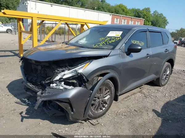 5N1AT3AB8MC748976 2021 NISSAN ROGUE - Image 2