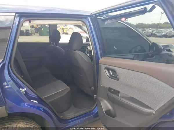 5N1AT3AB8MC788183 2021 NISSAN ROGUE - Image 8