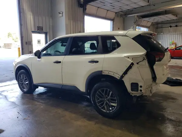 5N1AT3AB8MC821263 2021 NISSAN ROGUE - Image 2