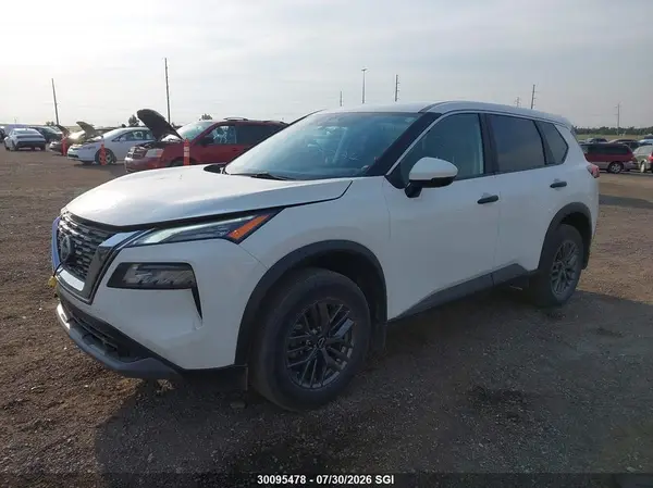 5N1AT3AB8PC751459 2023 NISSAN ROGUE - Image 2