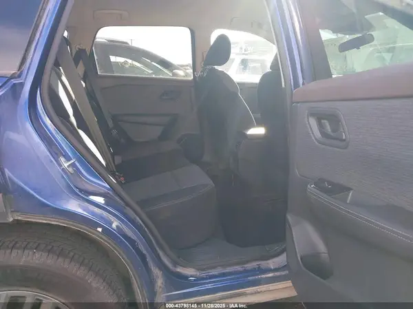 5N1AT3AB9MC750509 2021 NISSAN ROGUE - Image 8