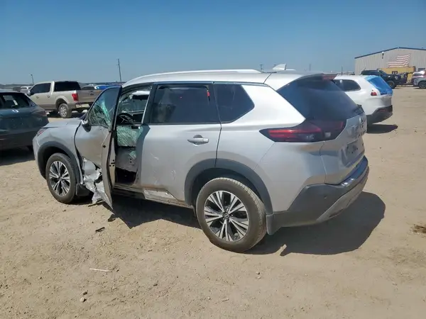5N1AT3BA0MC672899 2021 NISSAN ROGUE - Image 2