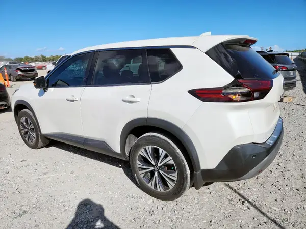 5N1AT3BA1MC679747 2021 NISSAN ROGUE - Image 2