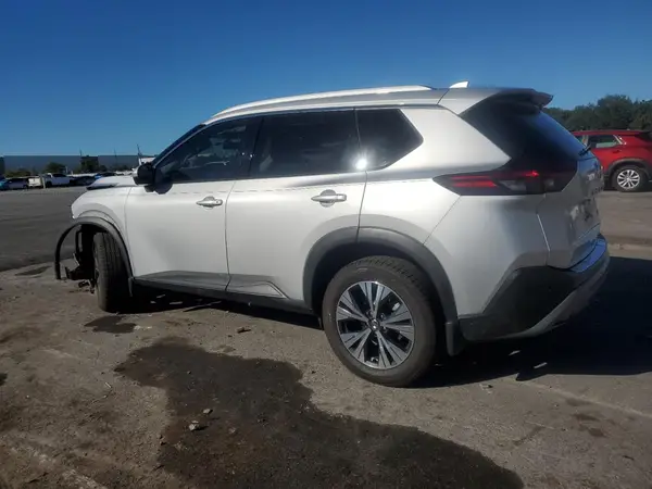 5N1AT3BA1MC707417 2021 NISSAN ROGUE - Image 2
