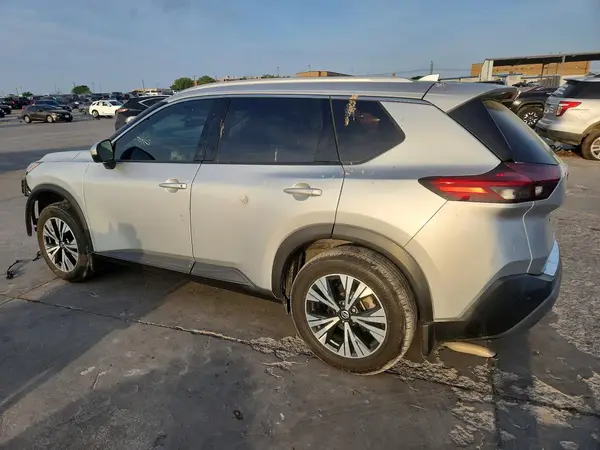 5N1AT3BA1MC759212 2021 NISSAN ROGUE - Image 2